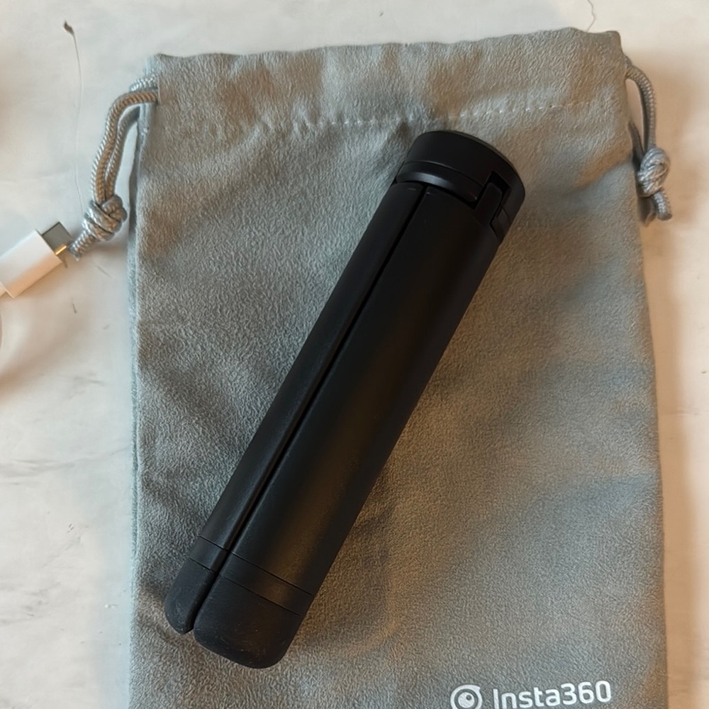 Flow Pro White Camera Stabilizer - Picture 7 of 13